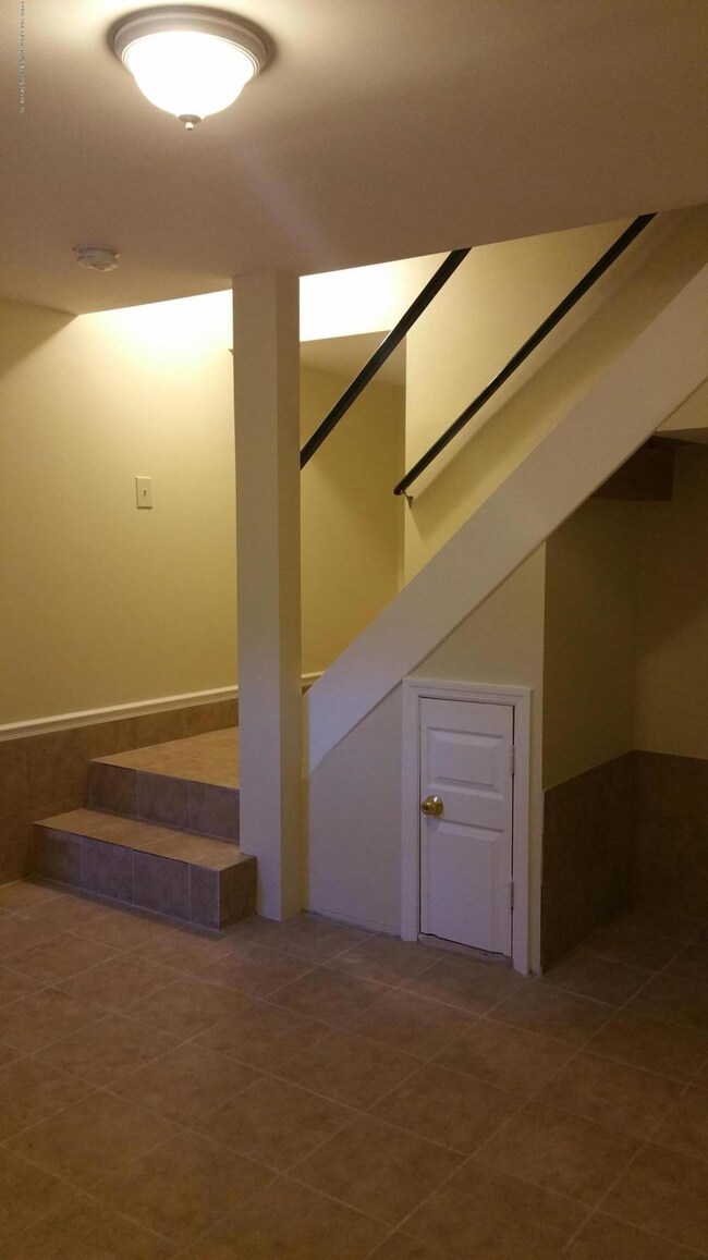 55 Skyline Dr, Staten Island, NY 10304 - photo 6