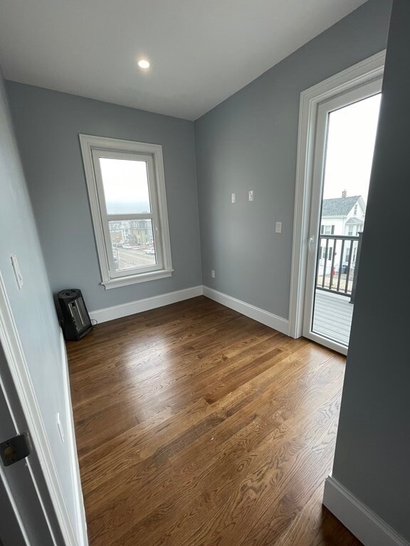 125 Neponset Ave unit 3, Dorchester, MA 02122 - photo 2