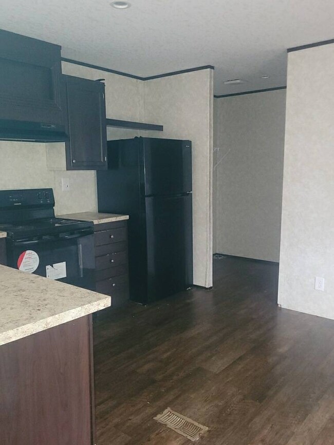 305 Brantley Rd unit 14, Warner Robins, GA 31093 - photo 3