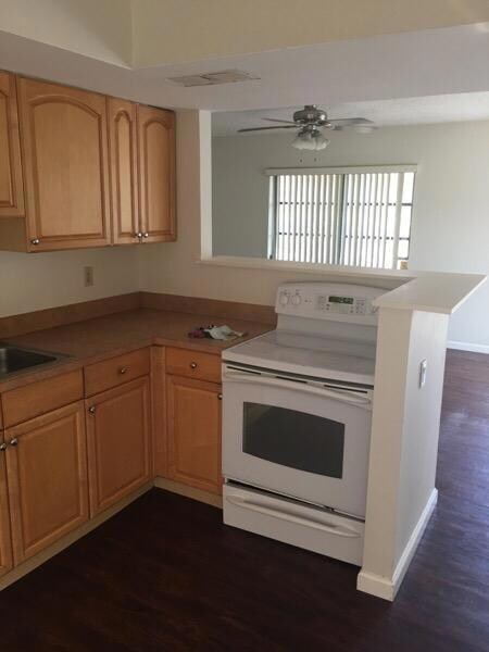 9062 W Highland Pines Blvd unit 9062, Palm Beach Gardens, FL 33418 - photo 2