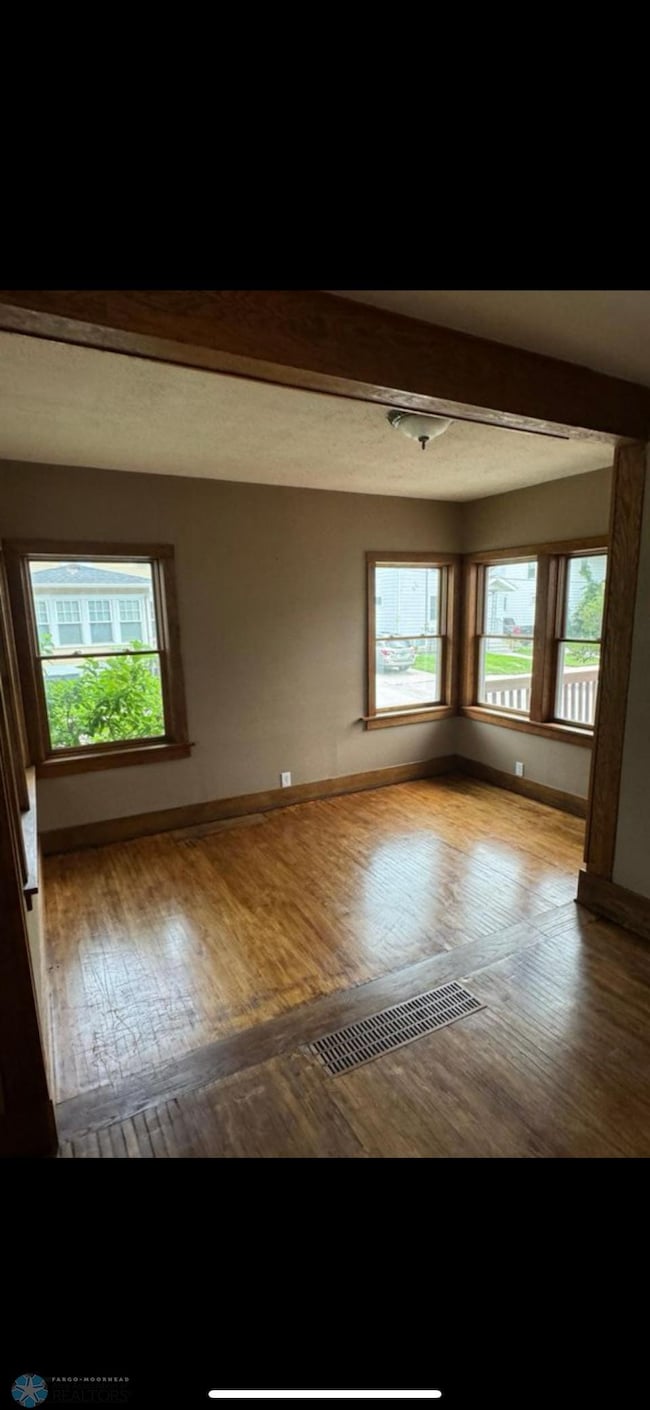 802 11th Ave N, Fargo, ND 58102 - photo 5