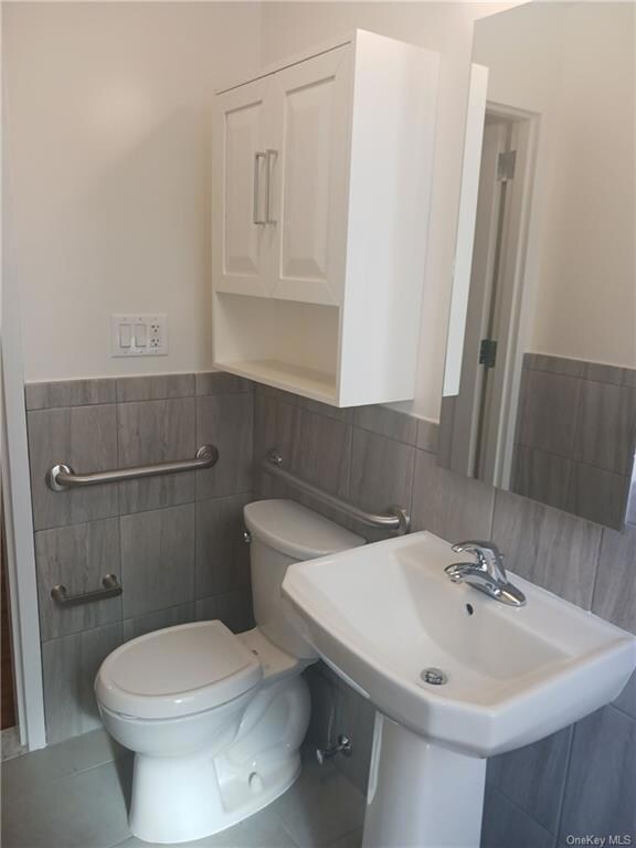 943 Teller Ave unit 3A, Bronx, NY 10451 - photo 5