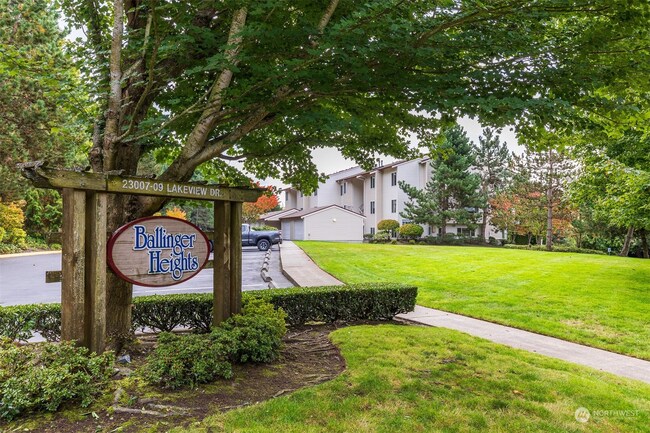 Sold 23007 Lakeview Dr Unit A304, Mountlake Terrace, WA 98043 | Homes.com