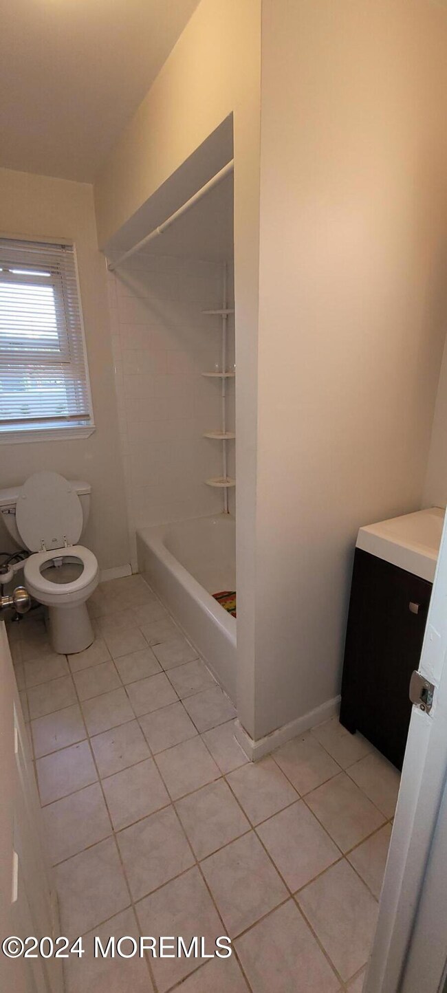 150 1st St unit 3, Keyport, NJ 07735 - photo 6