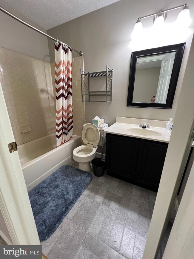 12422 Port Haven Dr, Germantown, MD 20874 - photo 7