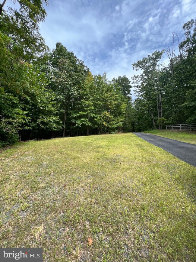 0 Lots 1 2 3 4 6 7 8 Grand Garden Ln unit VAST2017968, Stafford, VA 22556 - photo 3