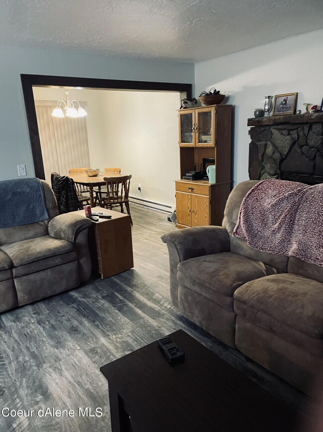 Living Room to dining