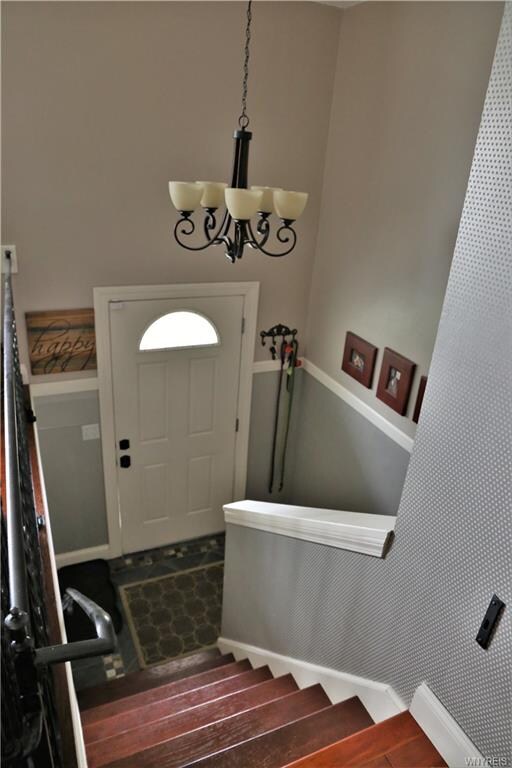 Inviting front entry.