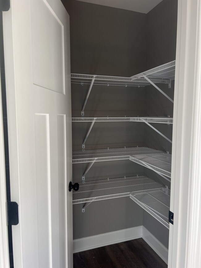 4621 S Old Highway 31 W, Cottontown, TN 37048 - photo 6