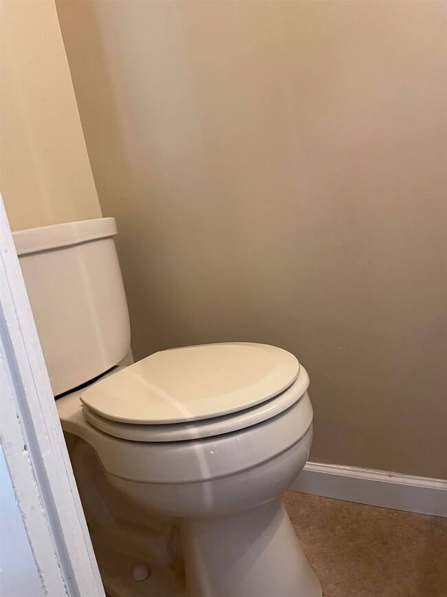 27 Grove St, Concord, NH 03301 - photo 7