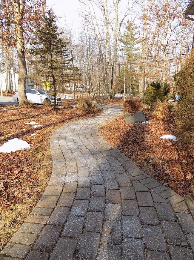 1223 Woodland Dr, East Stroudsburg, PA 18301 - photo 6