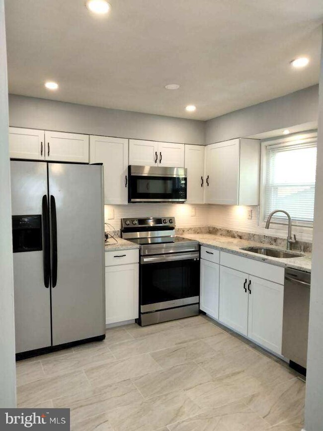 6504 Columbia Park Rd, Hyattsville, MD 20785 - photo 6