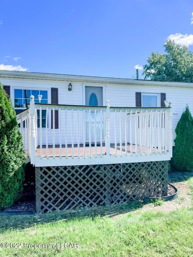 237 Terrace Ave, Shavertown, PA 18708 - photo 2