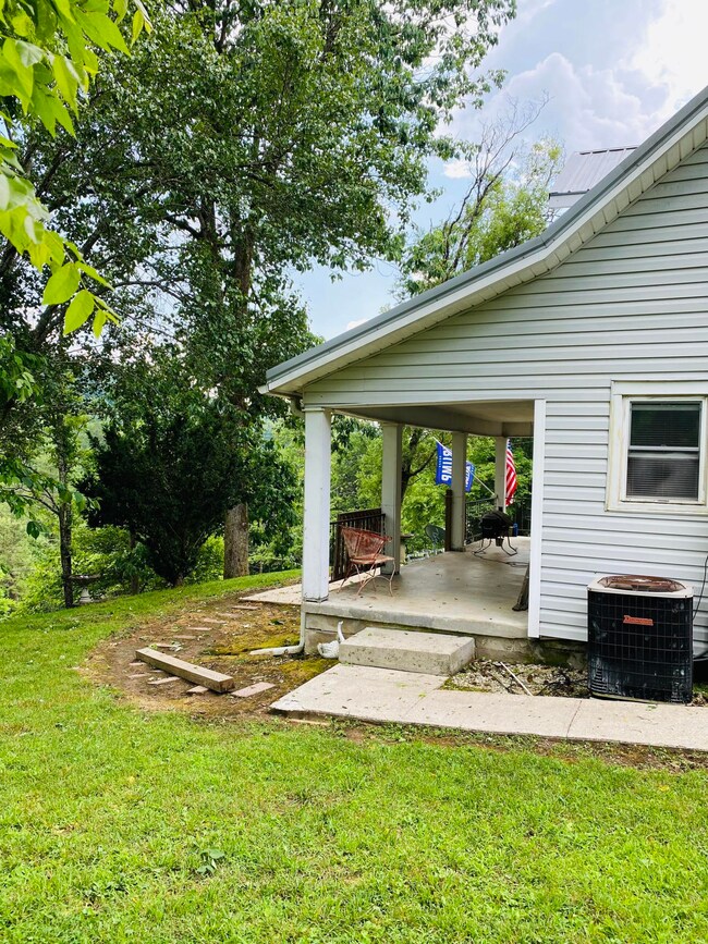 7695 Rush Branch Rd, Somerset, KY 42501 - photo 3