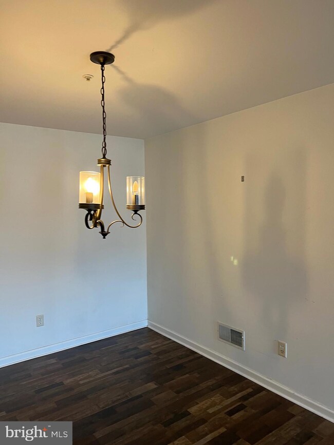 2204 Waters Edge Dr unit 45, Newark, DE 19702 - photo 4