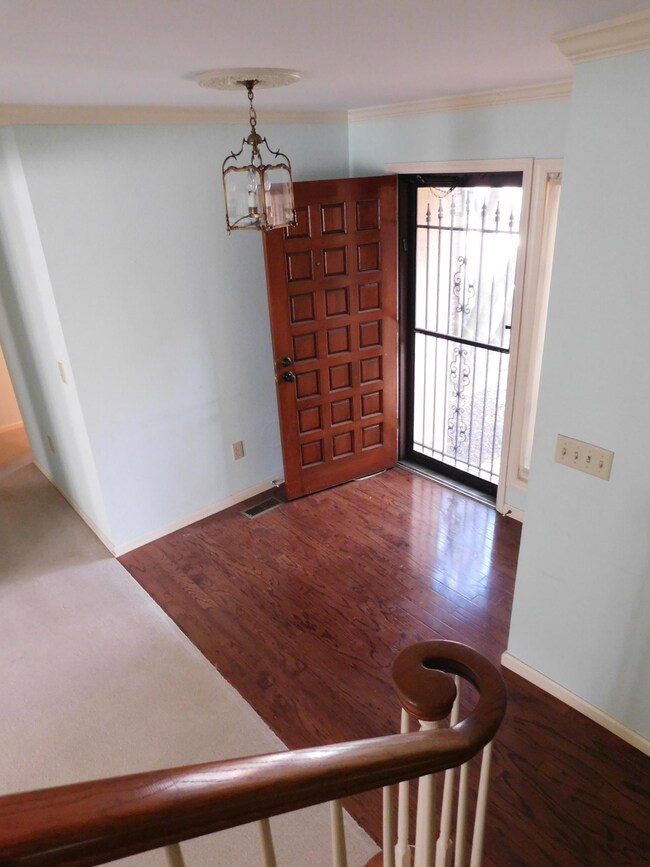 5749 Bastille Place, Columbus, OH 43213 - photo 5