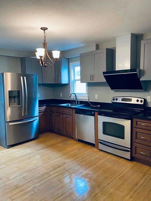 11 Central St unit 11, Framingham, MA 01701 - photo 4