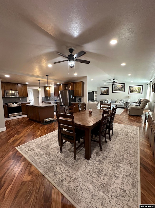 145 Evans St, Green River, WY 82935 - photo 6