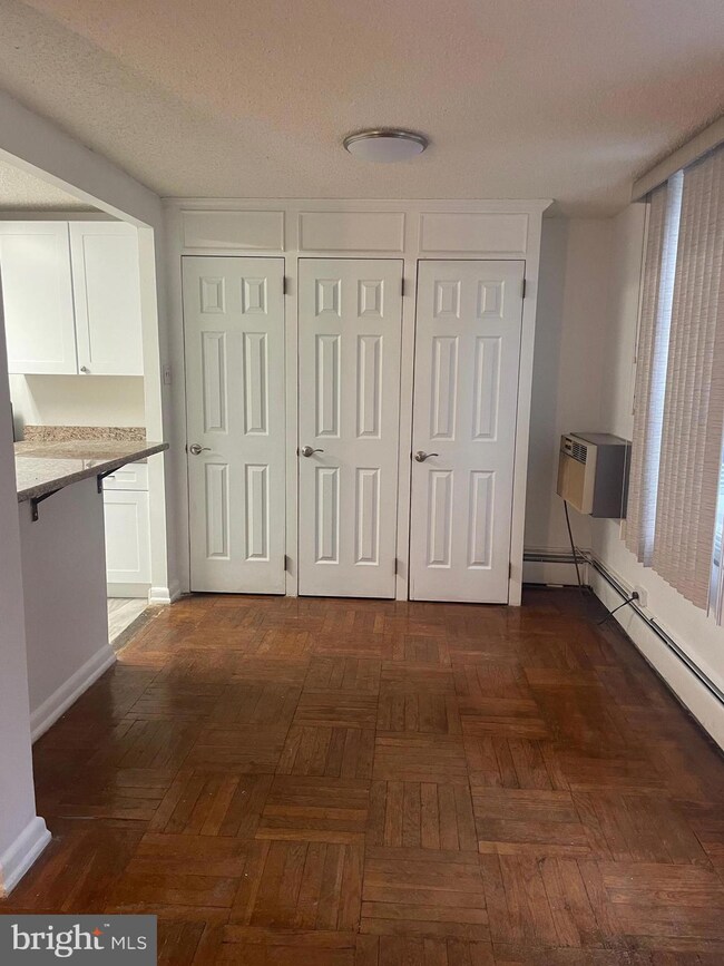 Radnor House unit 110, Bryn Mawr, PA 19010 - photo 7