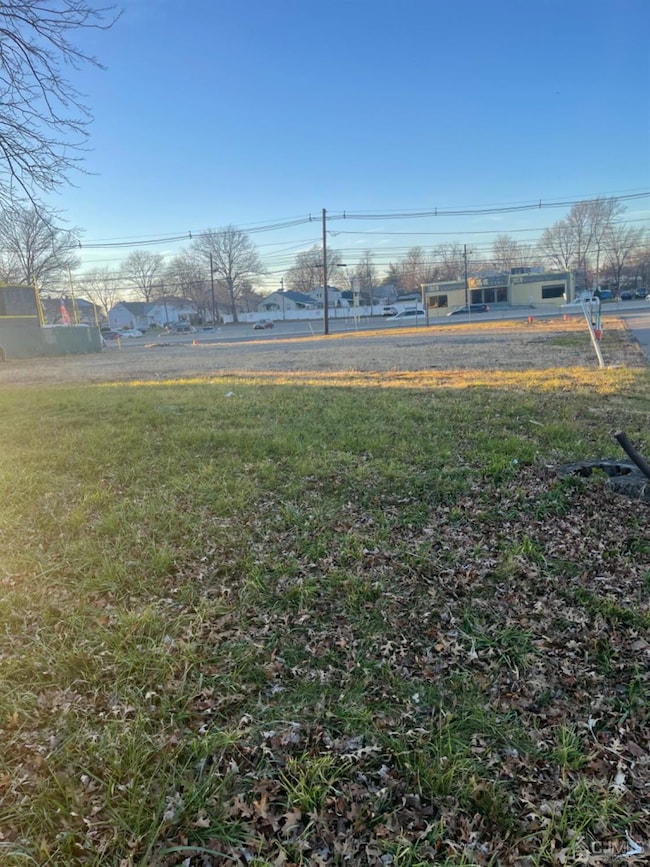 1022 U S Route 1, Avenel, NJ 07001 - photo 5