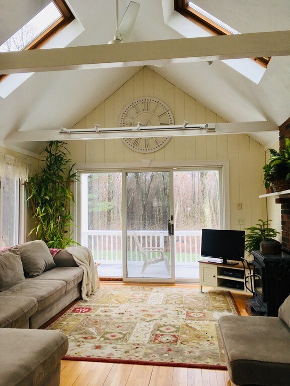 477 Bullard St, Holden, MA 01520 - photo 2