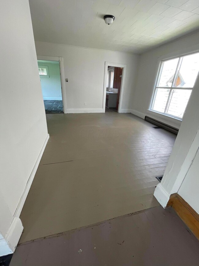 213 Blaine Ave, Marion, OH 43302 - photo 5