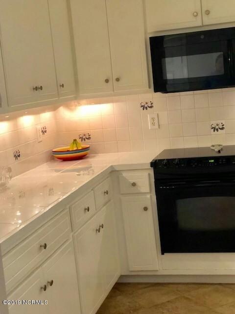 101 Harper Farm kitchen