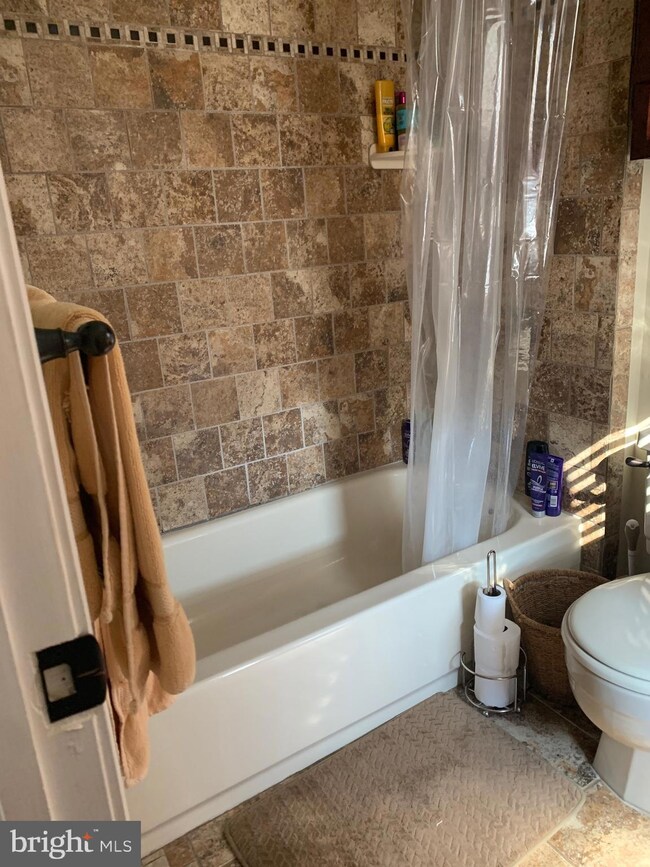 21 Horseshoe Ct, Atco, NJ 08004 - photo 7