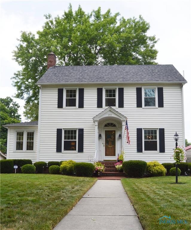 200 E Mcpherson Ave, Findlay, OH 45840 - photo 2