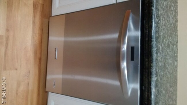 9305 Lester Ln, Henrico, VA 23229 - photo 5