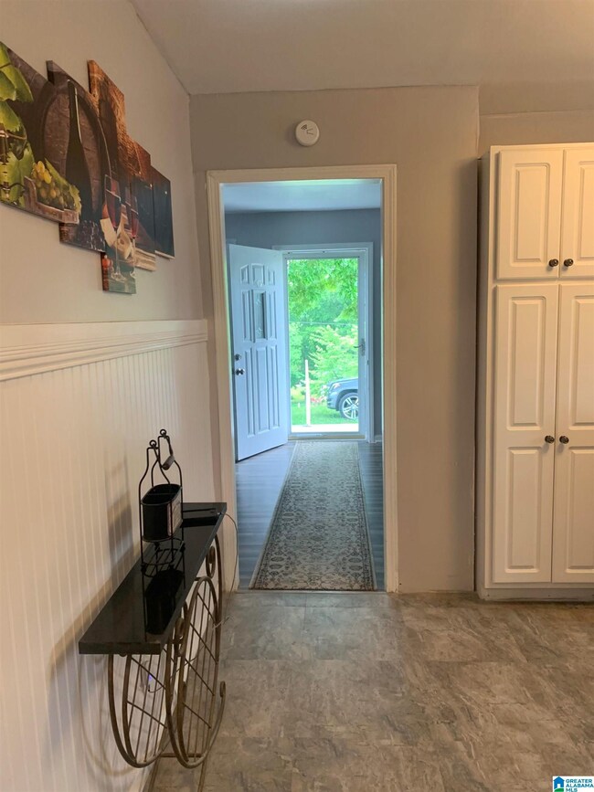 1905 14th Way SW, Birmingham, AL 35211 - photo 3