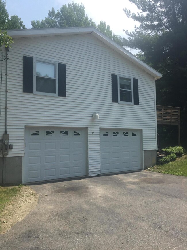 25 Cadwell Rd, Pittsfield, MA 01201 - photo 2