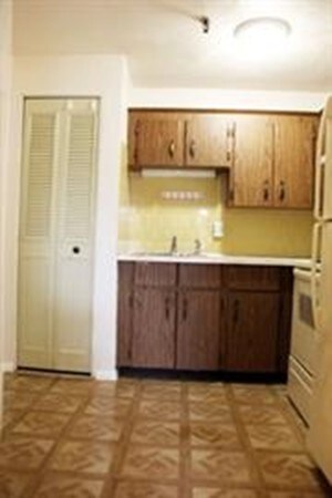 Sagamore Place Condominiums unit 410, Quincy, MA 02171 - photo 5