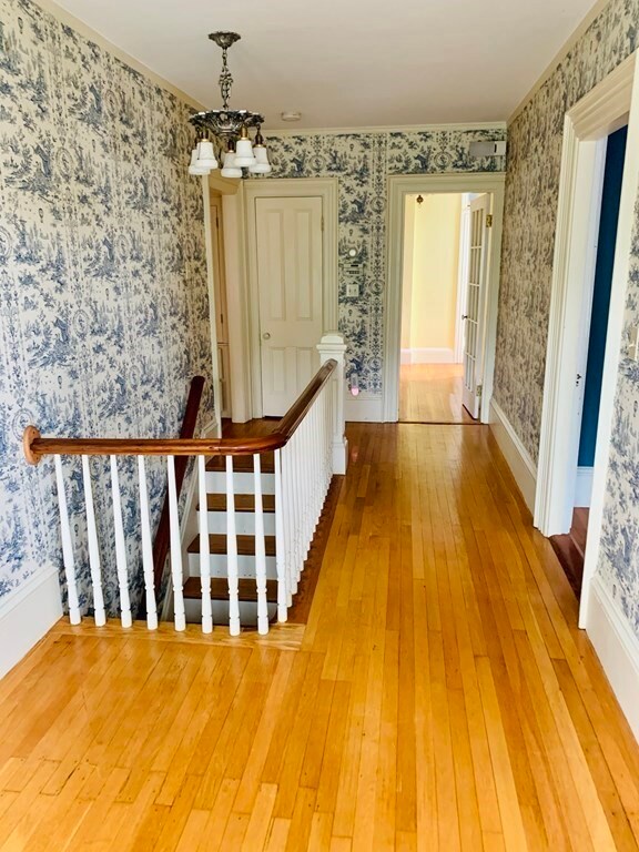 984 Chestnut St unit 2, Newton Upper Falls, MA 02464 - photo 6