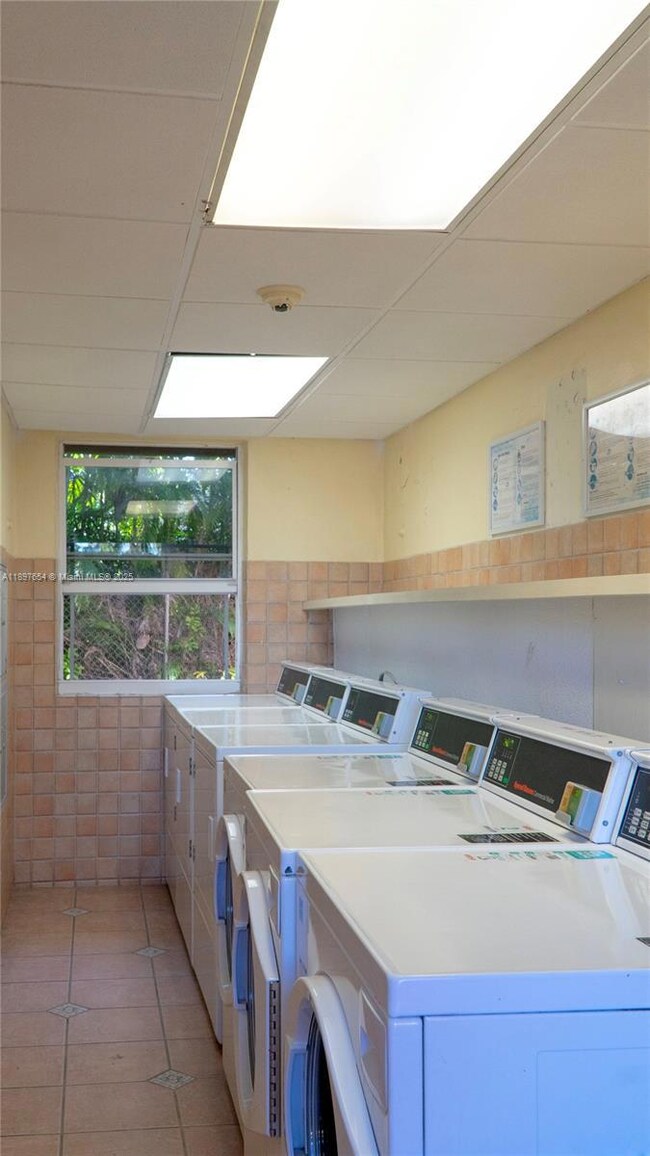 5990 NE 18th Ave unit 505, Fort Lauderdale, FL 33334 - photo 3