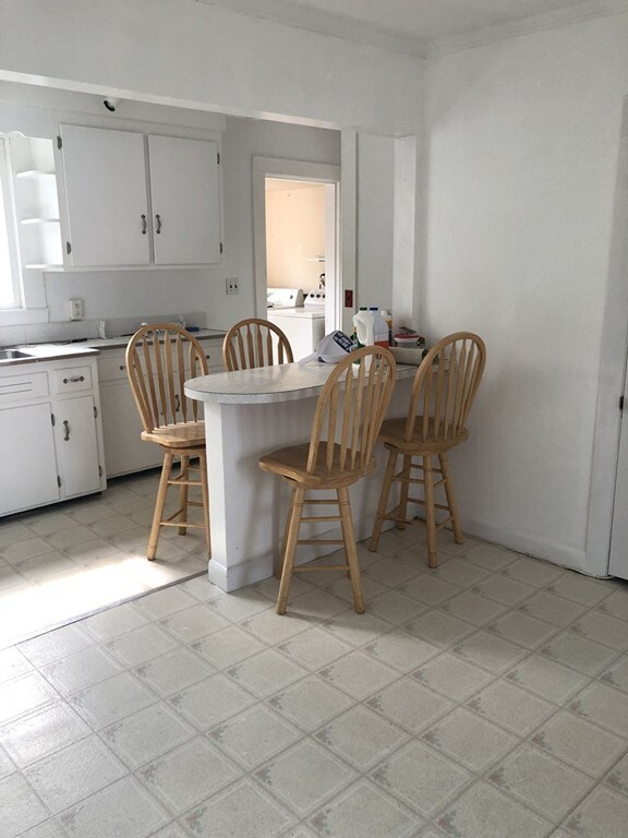 21 Dalby St unit 1, Newton, MA 02458 - photo 2