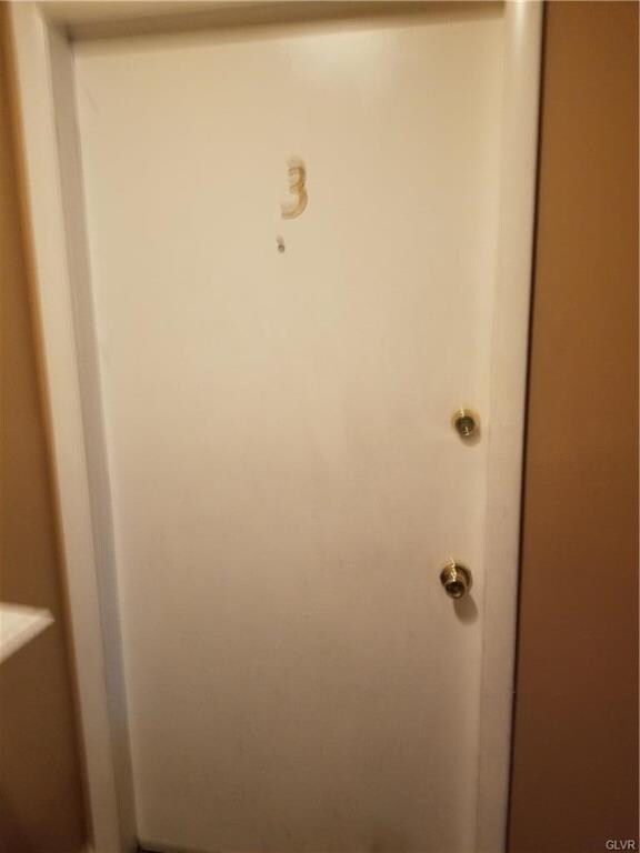 442 S 18th St unit 3, Allentown, PA 18104 - photo 2