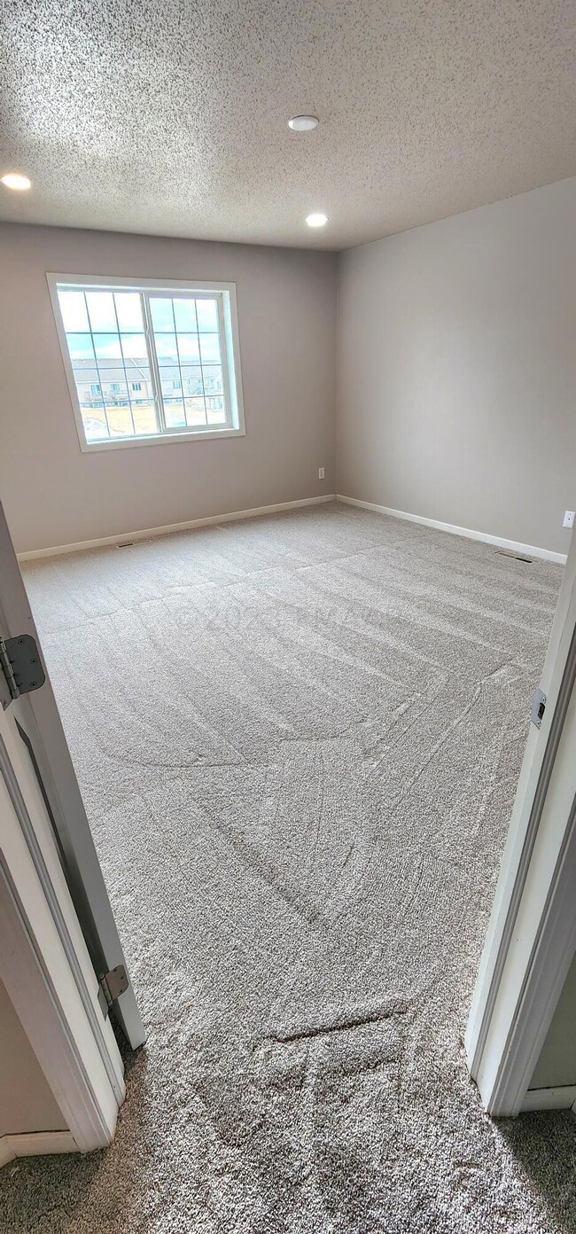 bedroom 1 (master)