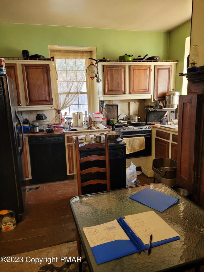 338 Greenview, Saylorsburg, PA 18058 - photo 5