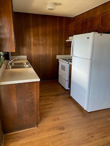 123 Northwest Dr unit 23, Fredericksburg, TX 78624 - photo 2