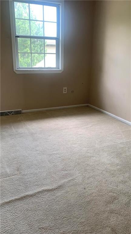 1633 E Cedar St, Allentown, PA 18109 - photo 2