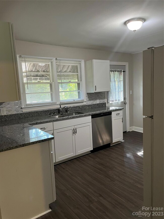 kitchen with granite counter tops