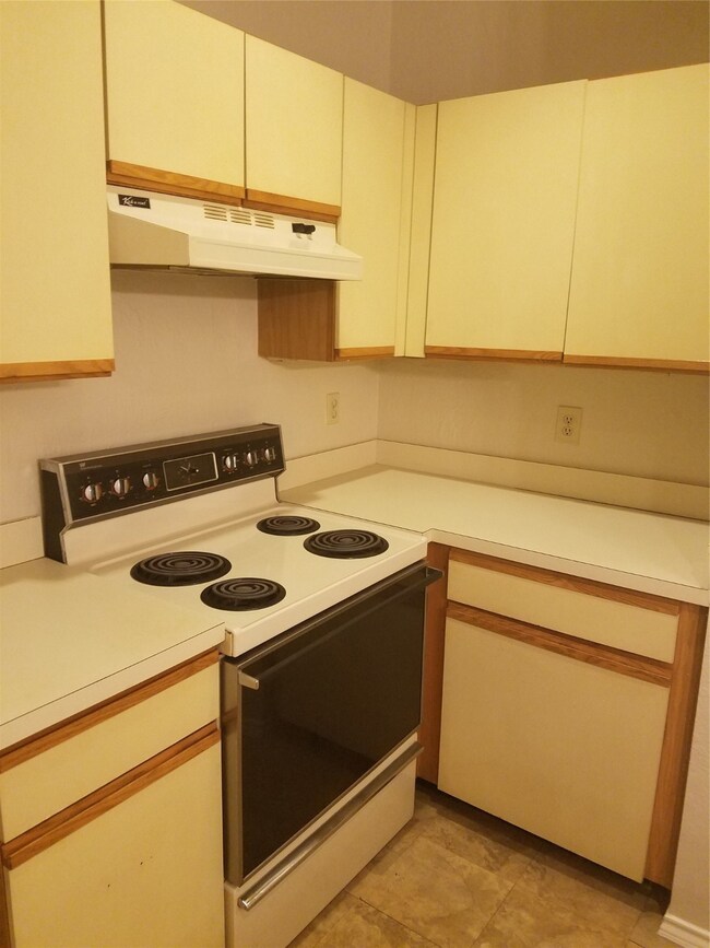 6248 Oram St unit 12, Dallas, TX 75214 - photo 6