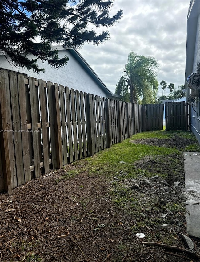 12539 SW 259th St unit a, Homestead, FL 33032 - photo 2