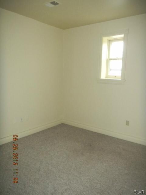 39 N 11th St unit B, Allentown, PA 18101 - photo 4