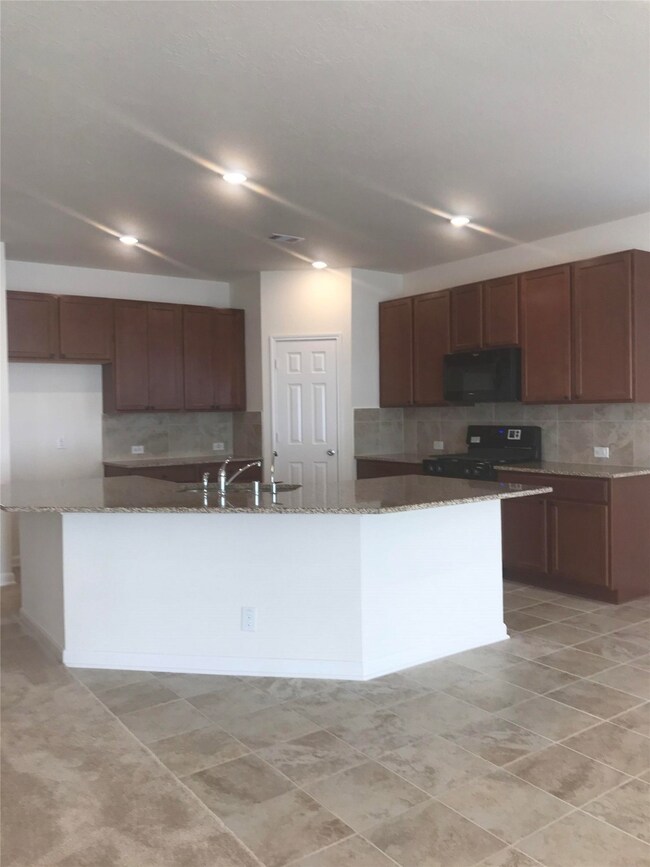 22547 Williams Oak Ln, Richmond, TX 77469 - photo 6