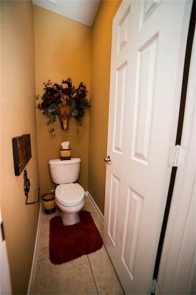 19 Caelin Ct, Spring, TX 77382 - photo 3