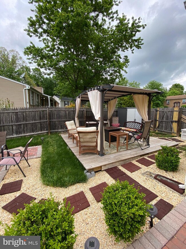 8805 Rosanne Ct, Clinton, MD 20735 - photo 7