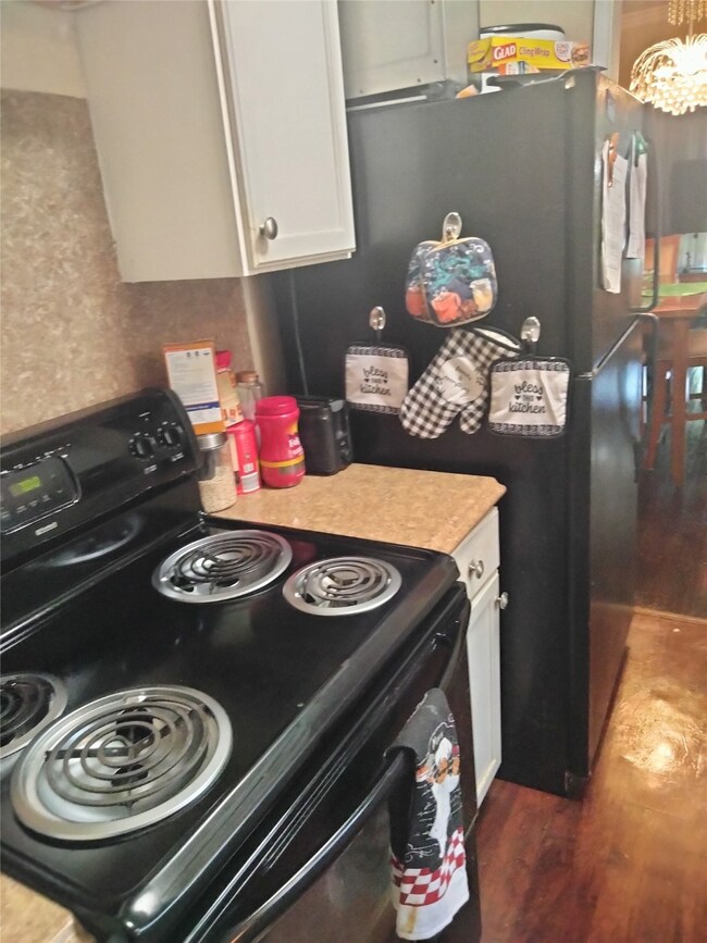 4525 Kingsbury St, Houston, TX 77021 - photo 7