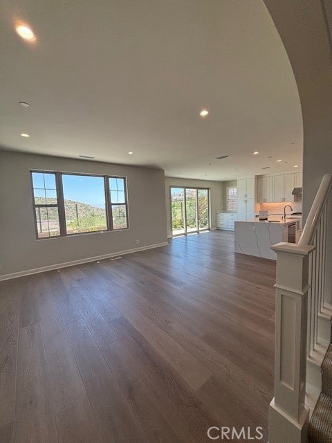 250 Canterbury, Irvine, CA 92618 - photo 3